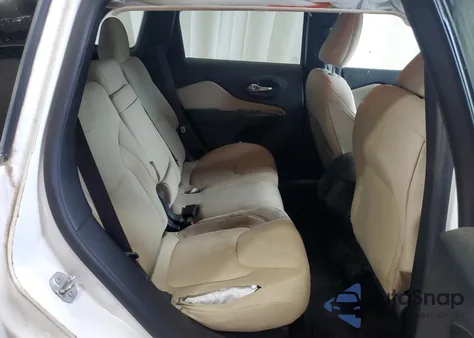 2016 Jeep Cherokee Latitude from USA, damaged, VIN 1C4PJMCS1GW211330